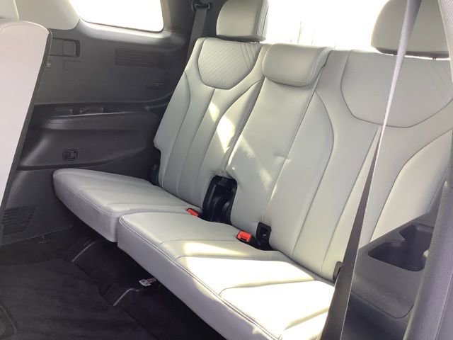 Used 2023 Hyundai Palisade SEL w/ Cargo Package image 23
