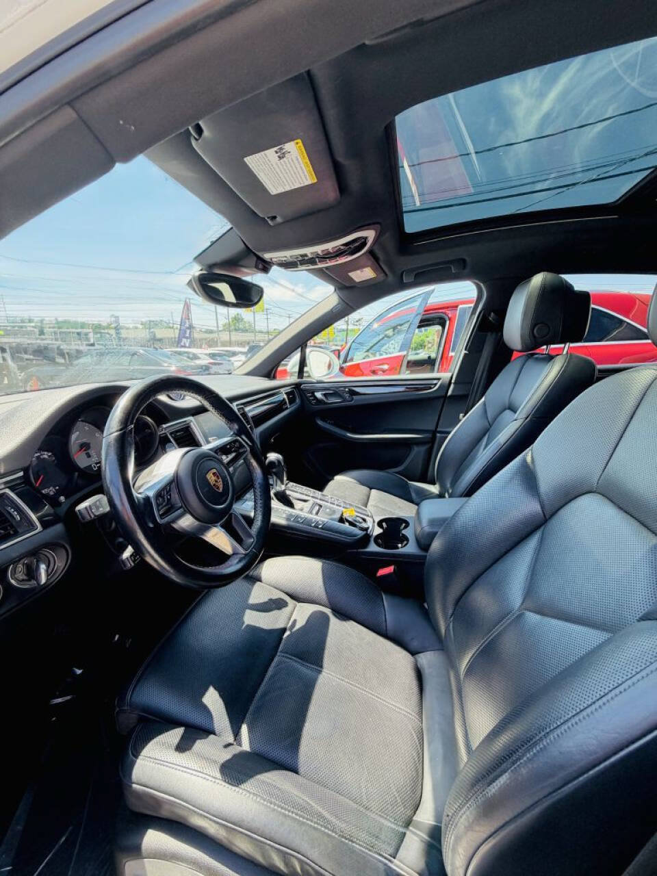 Used 2018 Porsche Macan S w/ Premium Package Plus AWD/4WD image 11