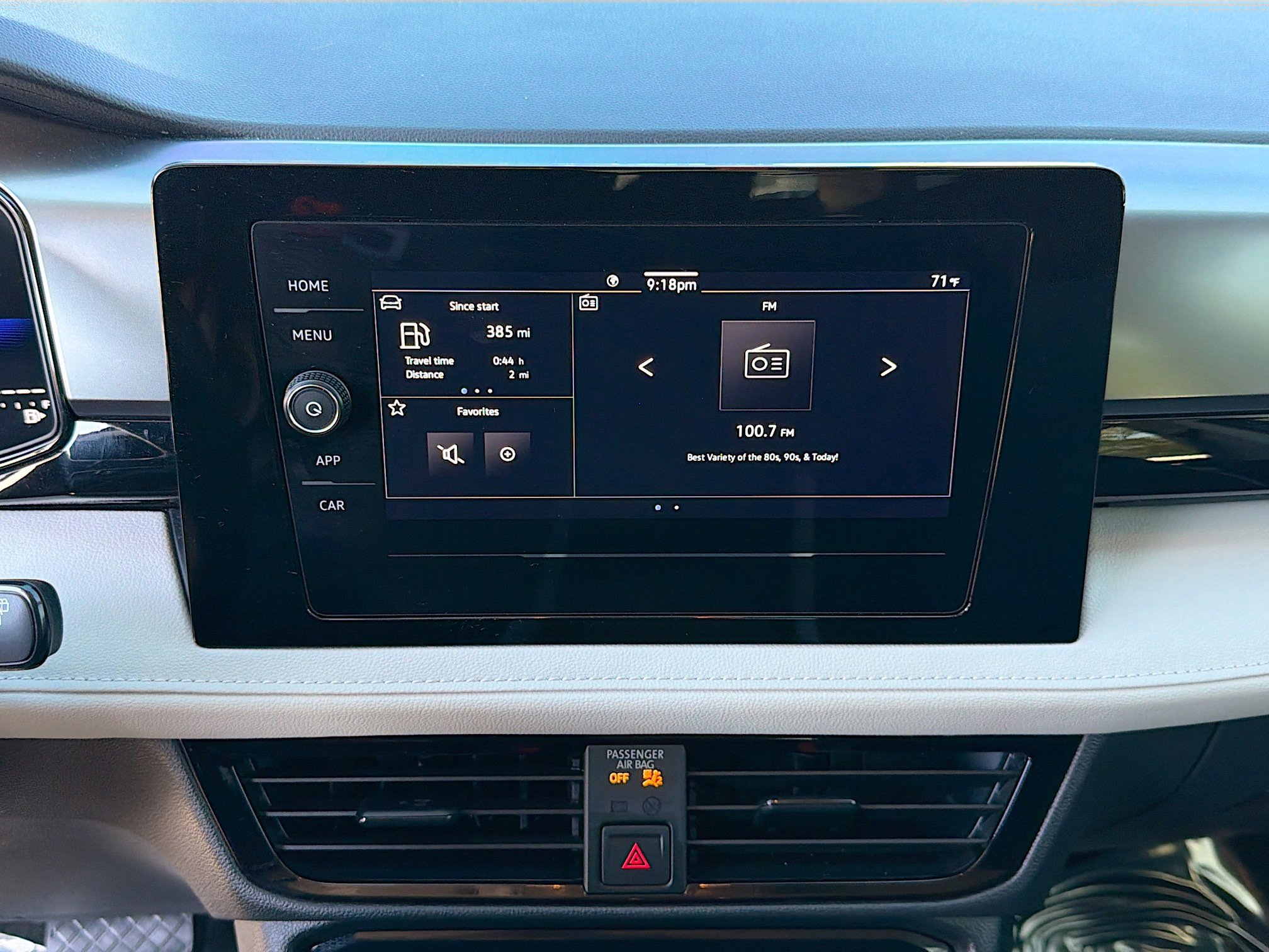 Used 2025 Volkswagen Taos S image 27