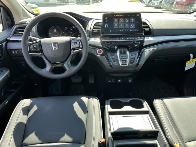 New 2026 Honda Odyssey Touring image 11