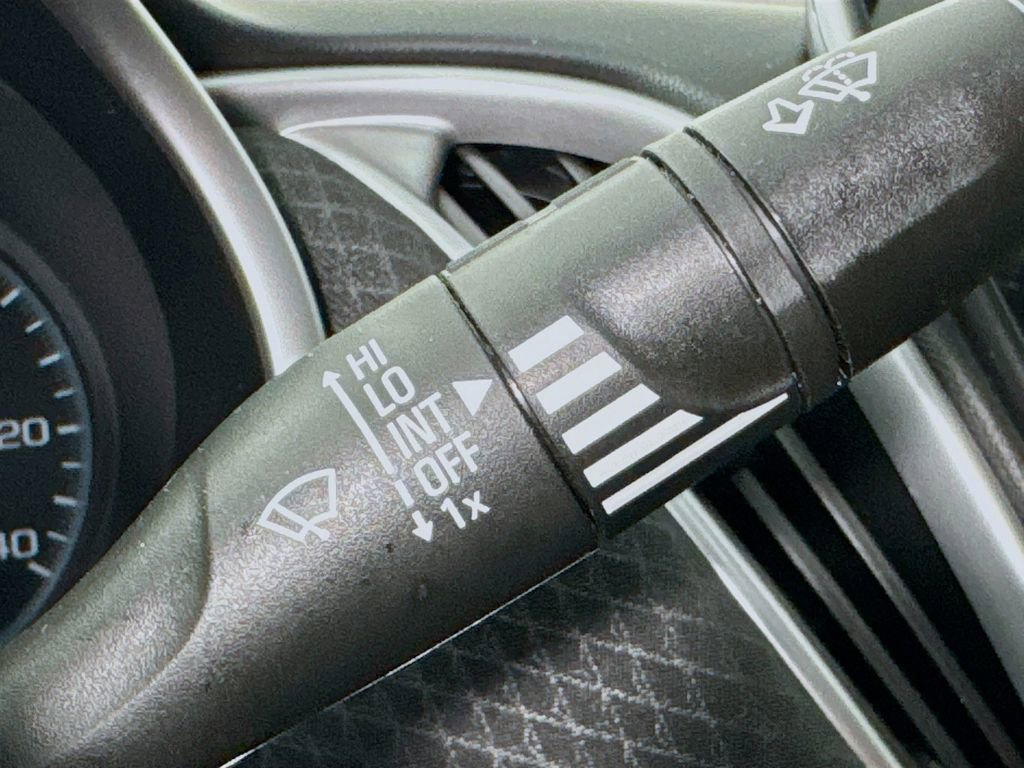 Used 2025 Chevrolet Malibu RS image 14