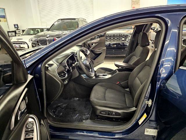 Used 2021 Chevrolet Malibu LT image 28