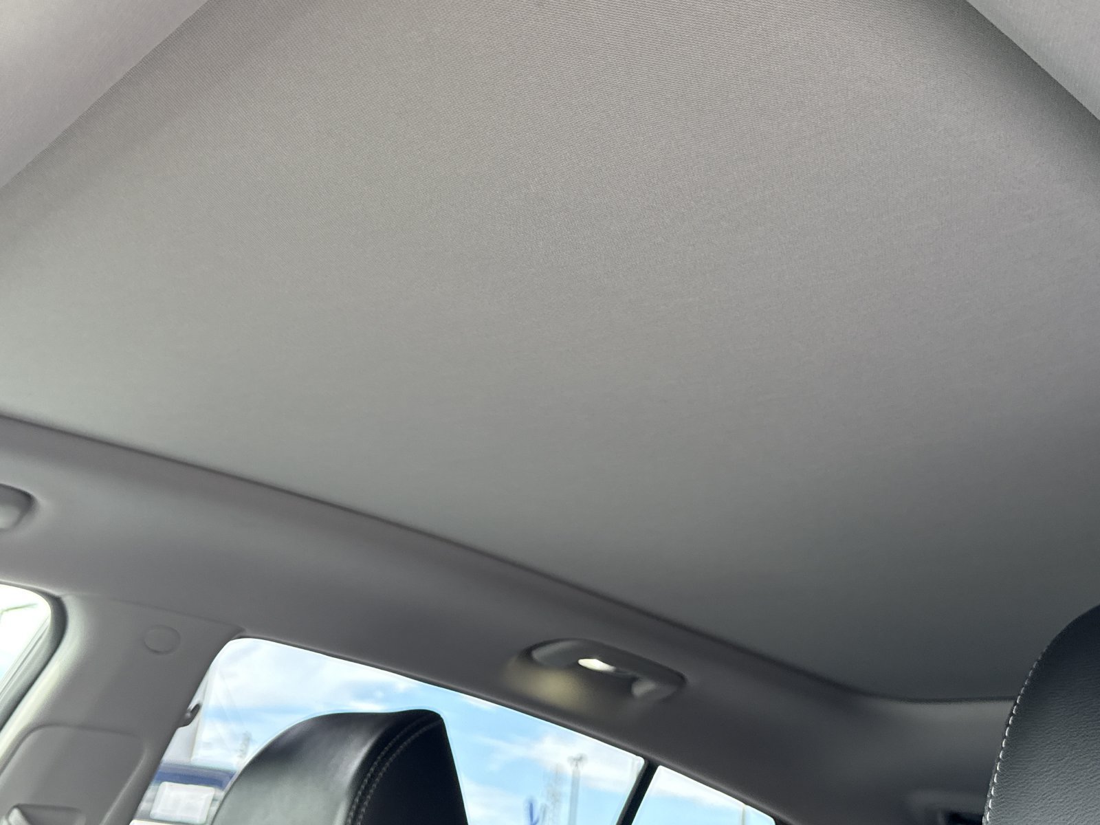 Used 2022 Kia Sportage EX w/ EX Technology Package FWD image 28