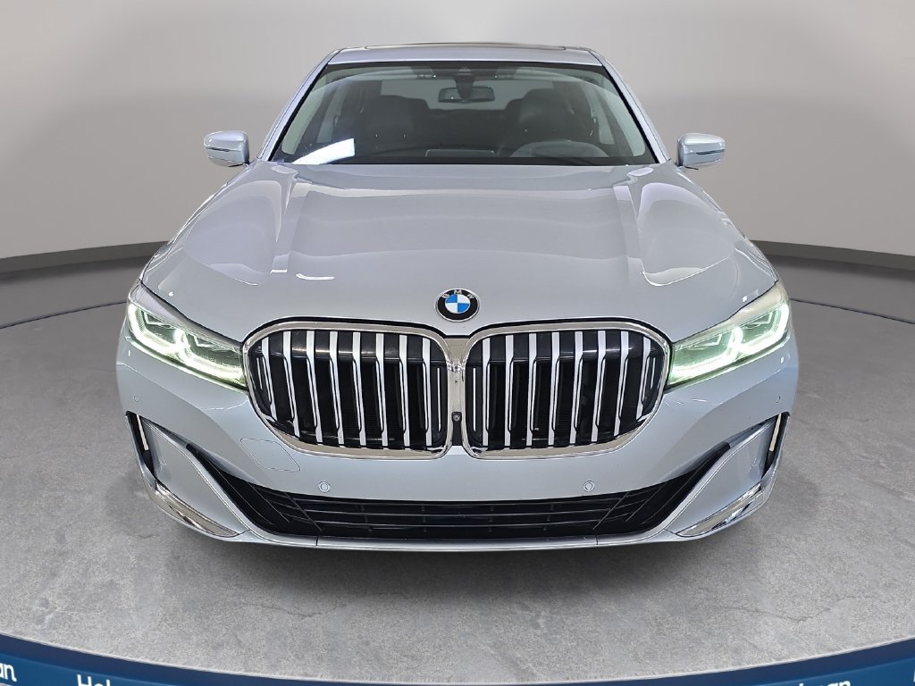 Used 2020 BMW 740i RWD image 2
