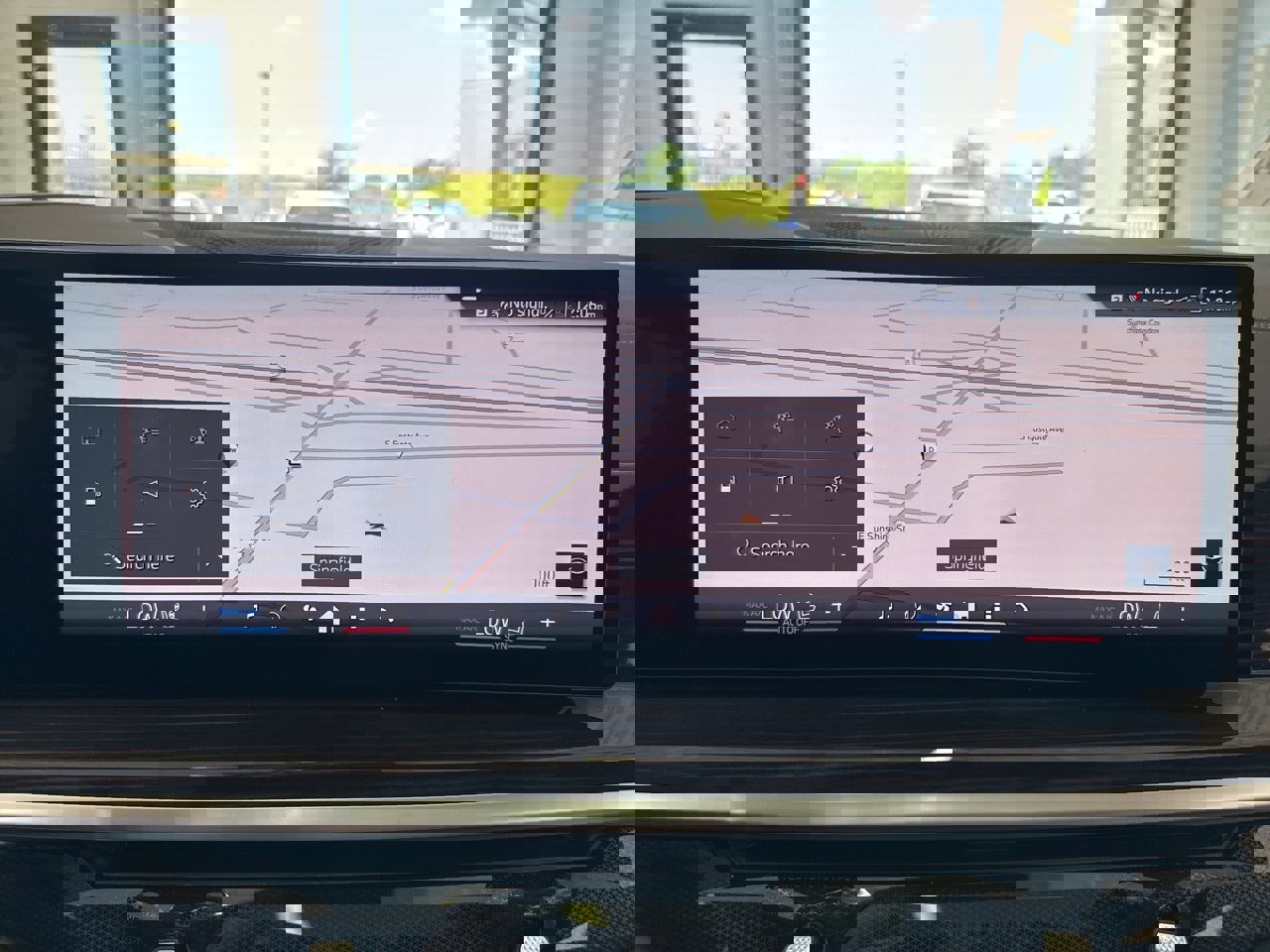 New 2026 BMW X7 xDrive40i w/ M Sport Package image 29