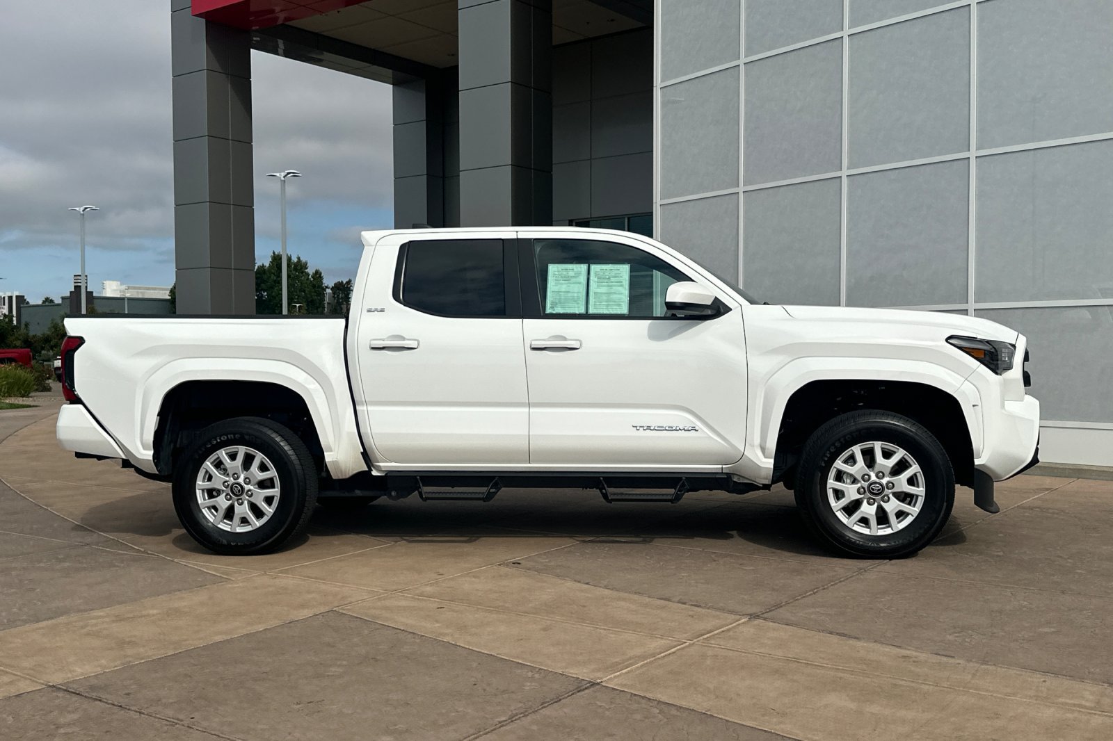 Used 2025 Toyota Tacoma SR5 RWD image 3