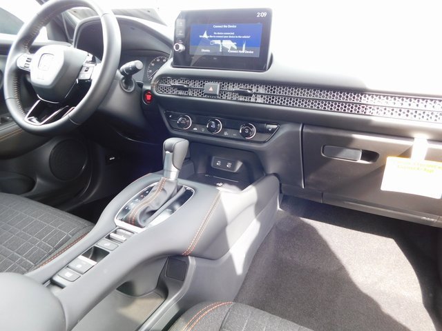 New 2026 Honda HR-V Sport image 17