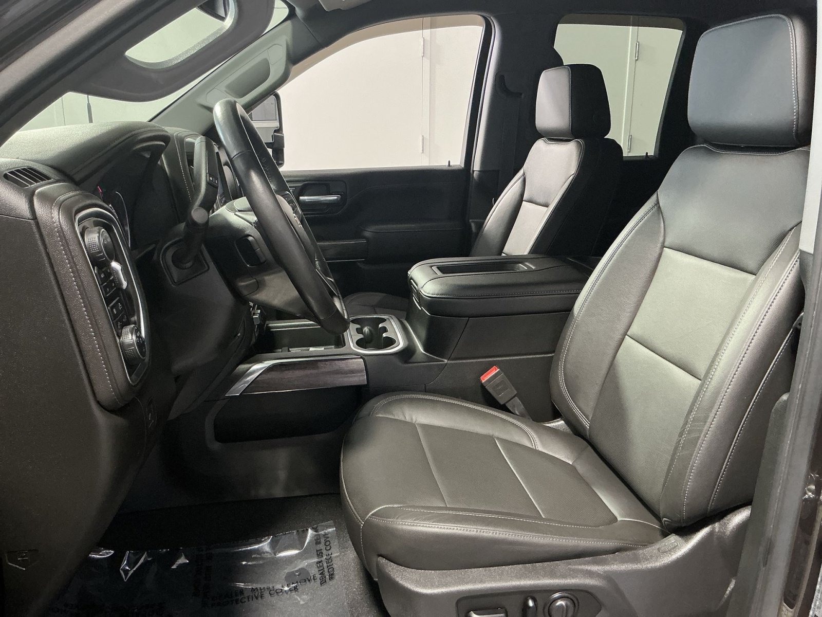 Used 2020 Chevrolet Silverado 2500 LTZ AWD/4WD image 14