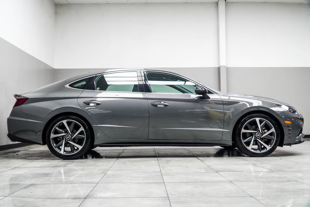 Used 2023 Hyundai Sonata SEL Plus w/ Preferred Accessory Package FWD image 7