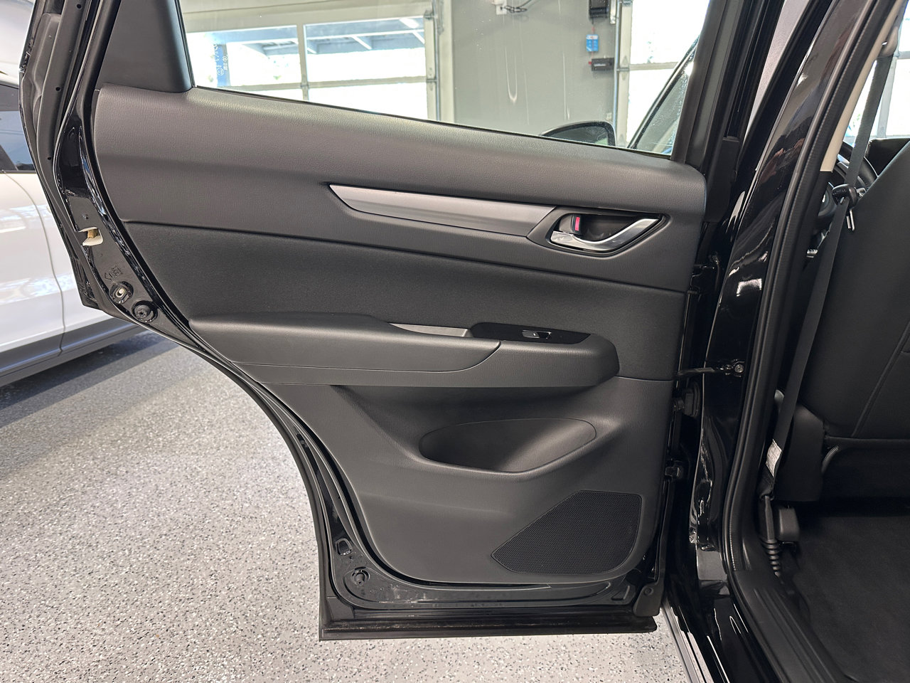 Used 2018 MAZDA CX-5 Sport image 18