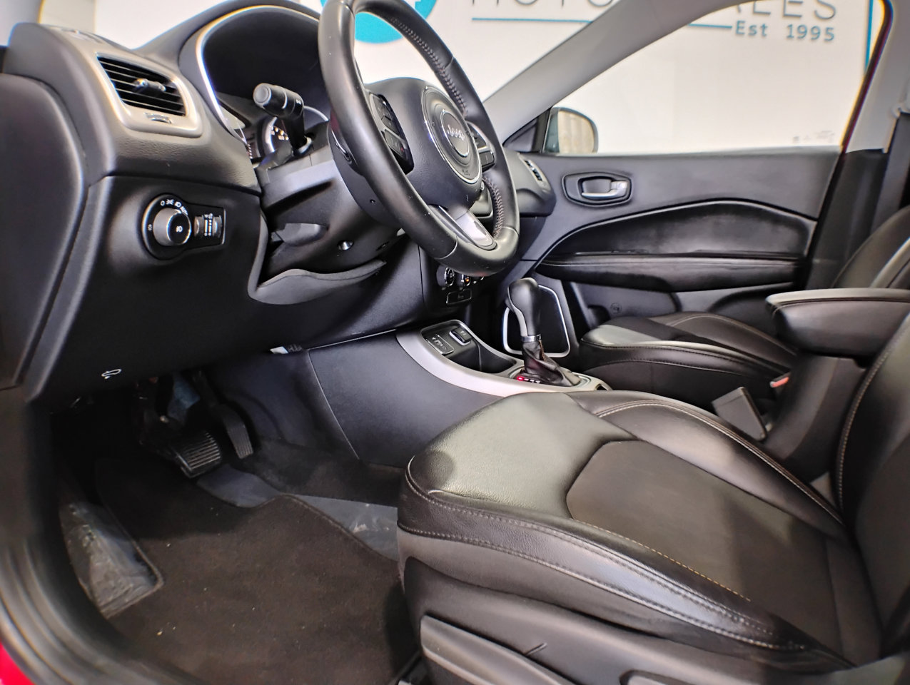 Used 2018 Jeep Compass Latitude image 56