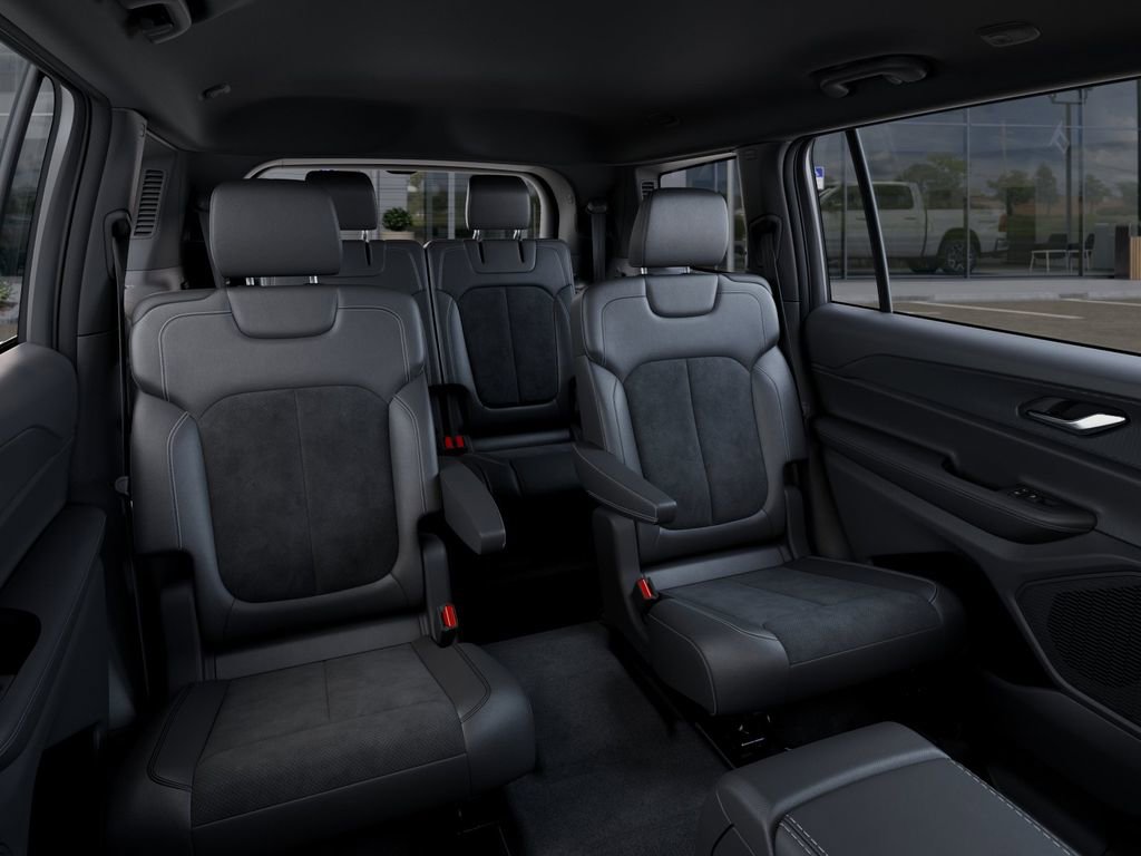 New 2025 Jeep Grand Cherokee L Laredo image 15