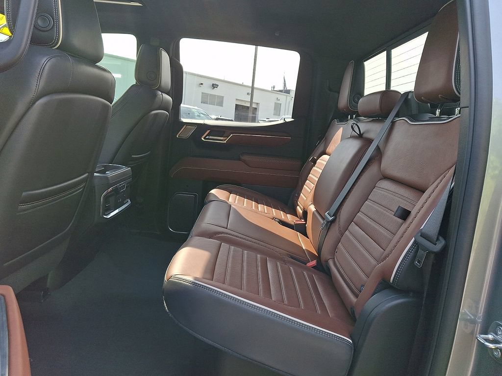 Certified 2024 GMC Sierra 1500 Denali Ultimate AWD/4WD image 10
