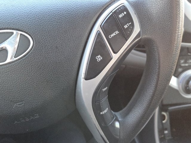Used 2012 Hyundai Elantra GLS w/ Preferred Pkg 3 image 4