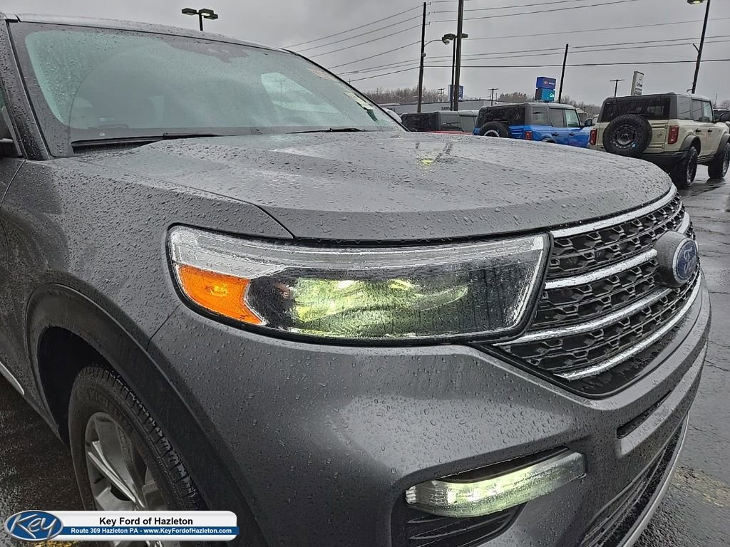 Used 2023 Ford Explorer XLT w/ Equipment Group 202A image 2