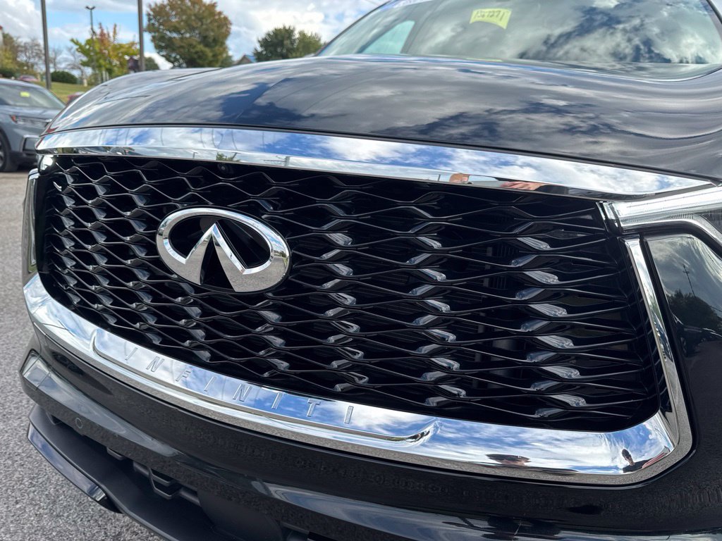 Used 2023 INFINITI QX60 Luxe w/ Cargo Package AWD/4WD image 11