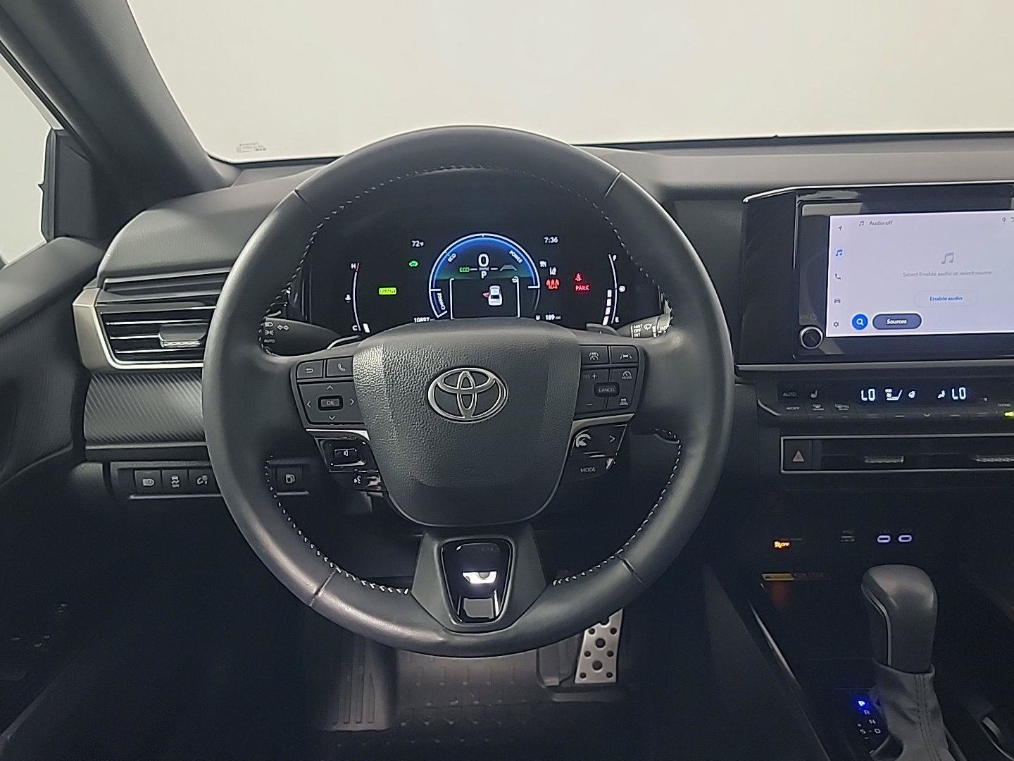 Used 2025 Toyota Camry SE w/ Convenience Package FWD image 20