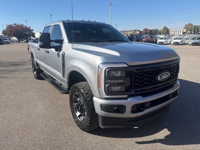 Used 2023 Ford F250 XL w/ STX Appearance Package image 7