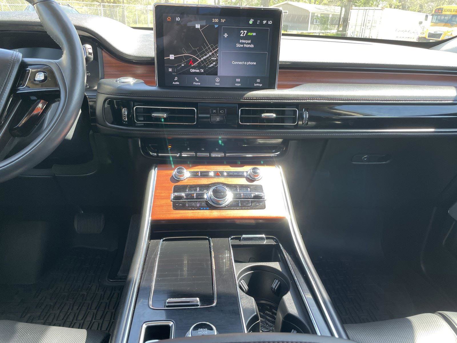 Used 2023 Lincoln Aviator Reserve w/ Equipment Group 201A image 18