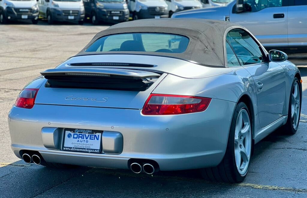 Used 2007 Porsche 911 Carrera S RWD image 5