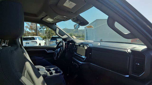 Used 2022 Chevrolet Silverado 1500 LT image 28