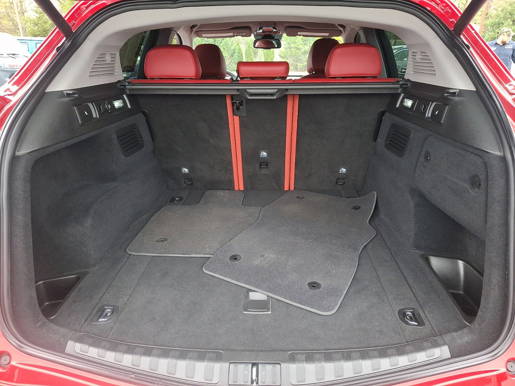 Used 2020 Alfa Romeo Stelvio RWD image 18