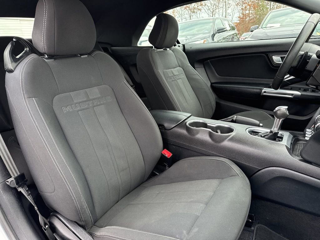 Used 2020 Ford Mustang Convertible w/ Equipment Group 101A image 15