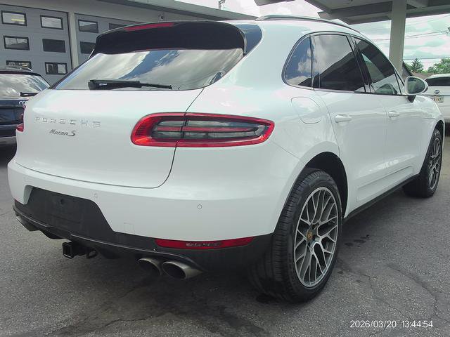 Used 2016 Porsche Macan S AWD/4WD image 3