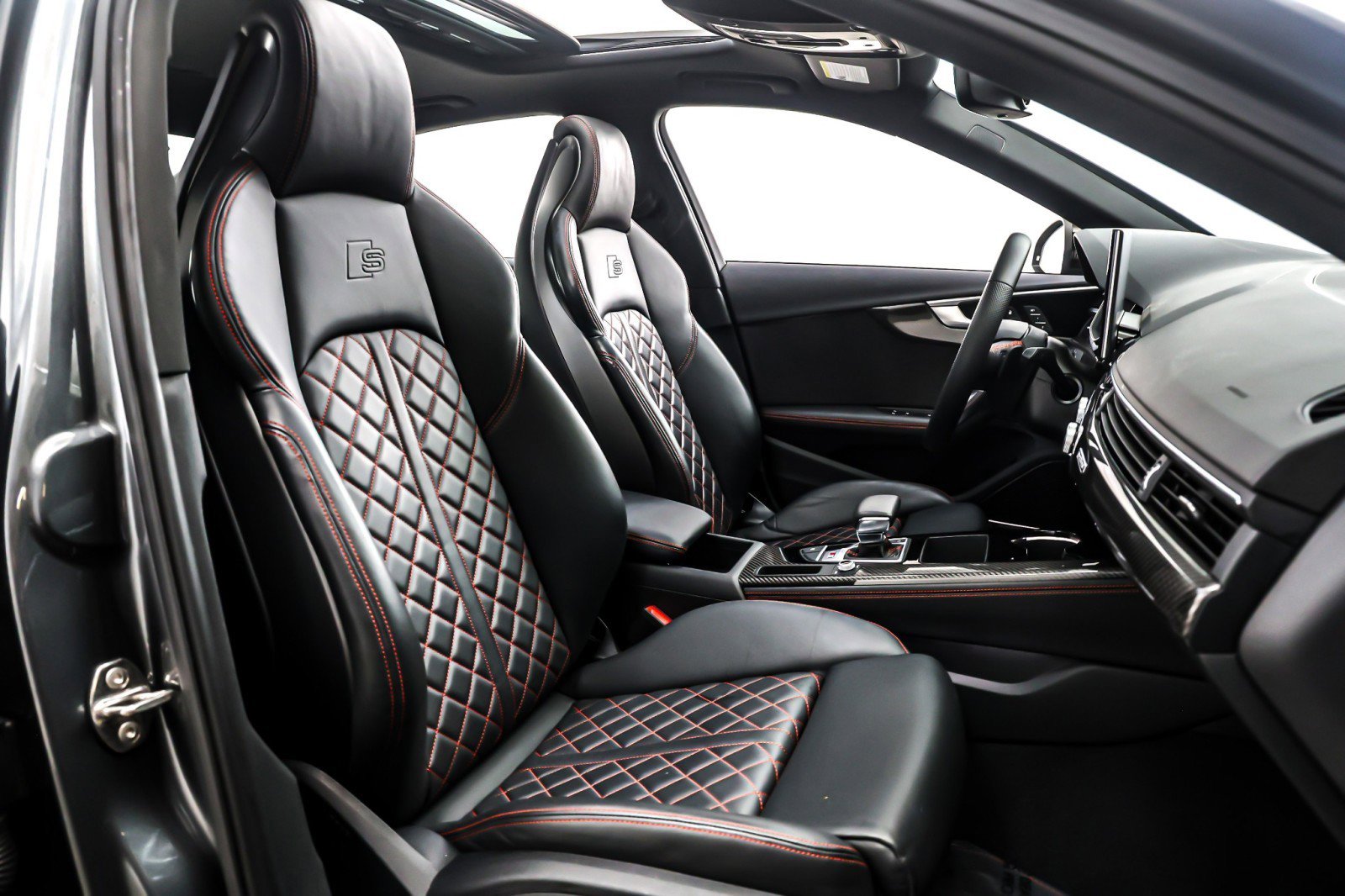 Used 2023 Audi S4 Premium Plus w/ Premium Plus Package image 8