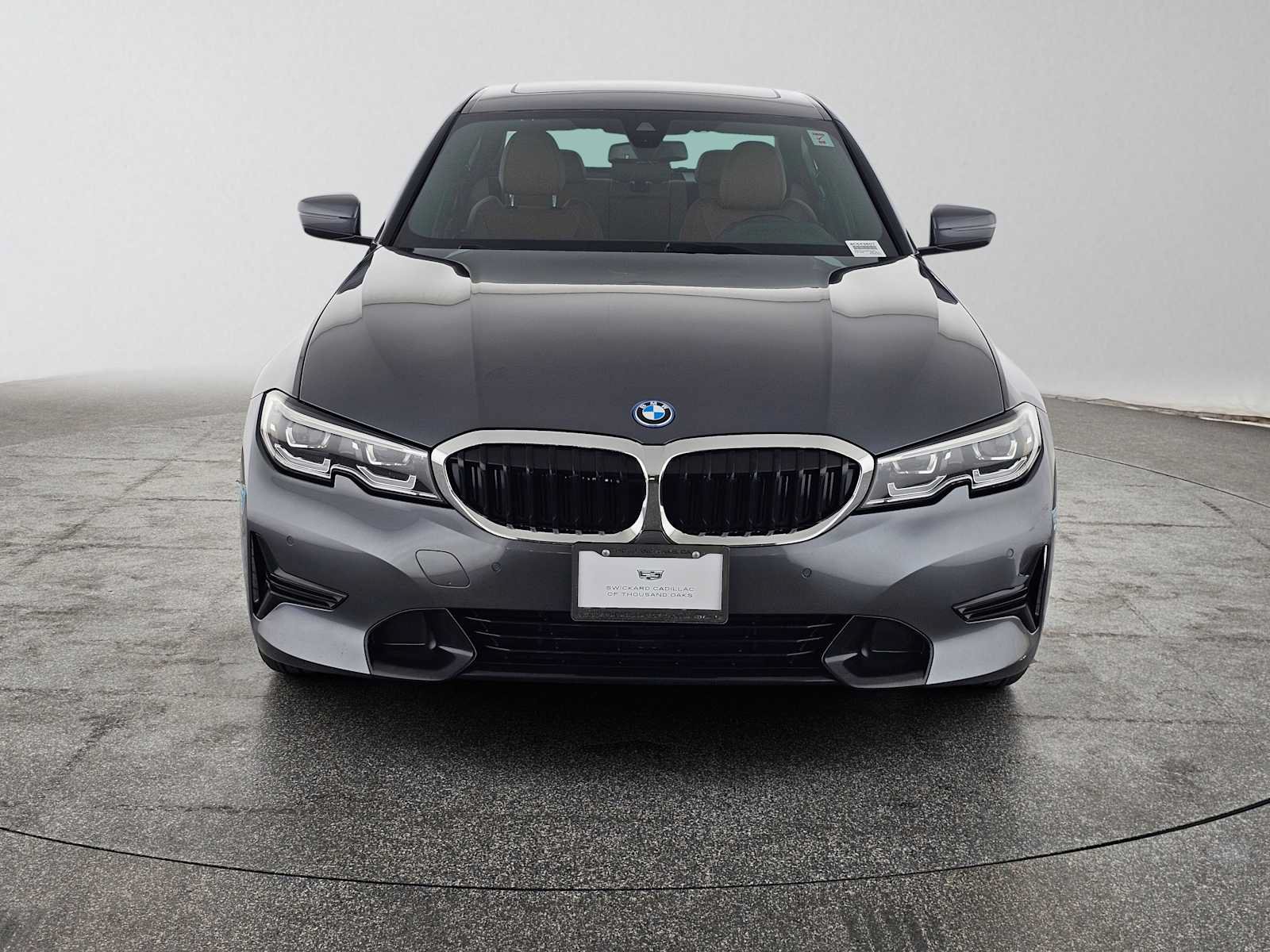 Used 2022 BMW 330e xDrive w/ Driving Assistance Package AWD/4WD image 8