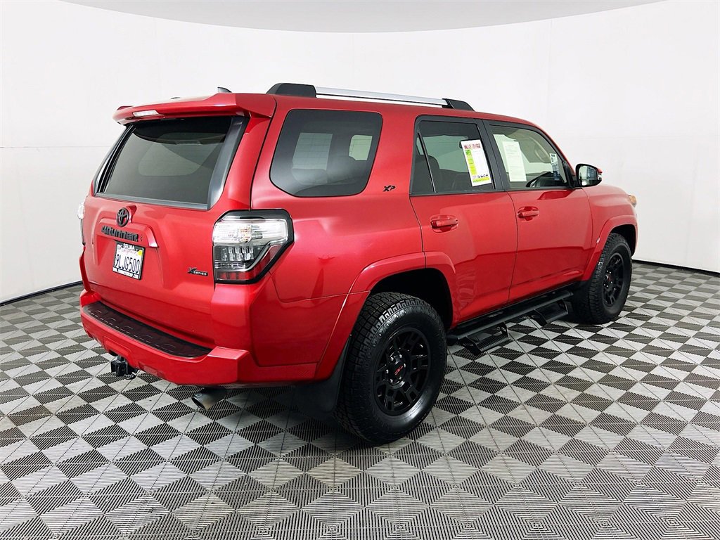 Used 2021 Toyota 4Runner SR5 Premium w/ Moonroof Package image 7