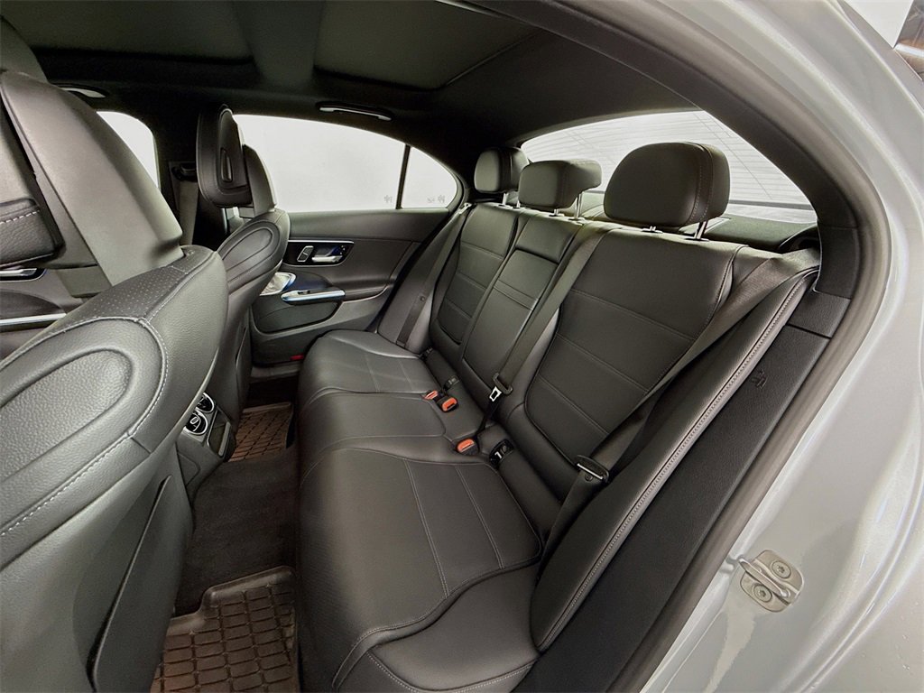 Used 2025 Mercedes-Benz C 300 4MATIC Sedan image 25