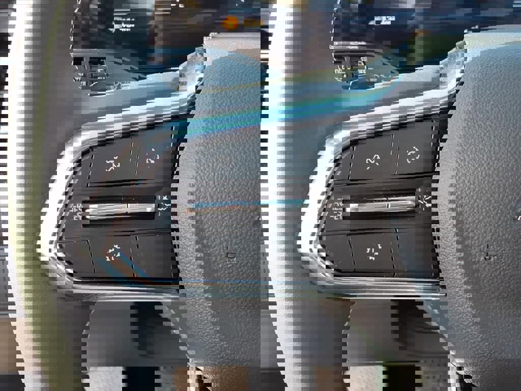 New 2026 Chevrolet Traverse LT w/ Sun and Wheel Package image 19