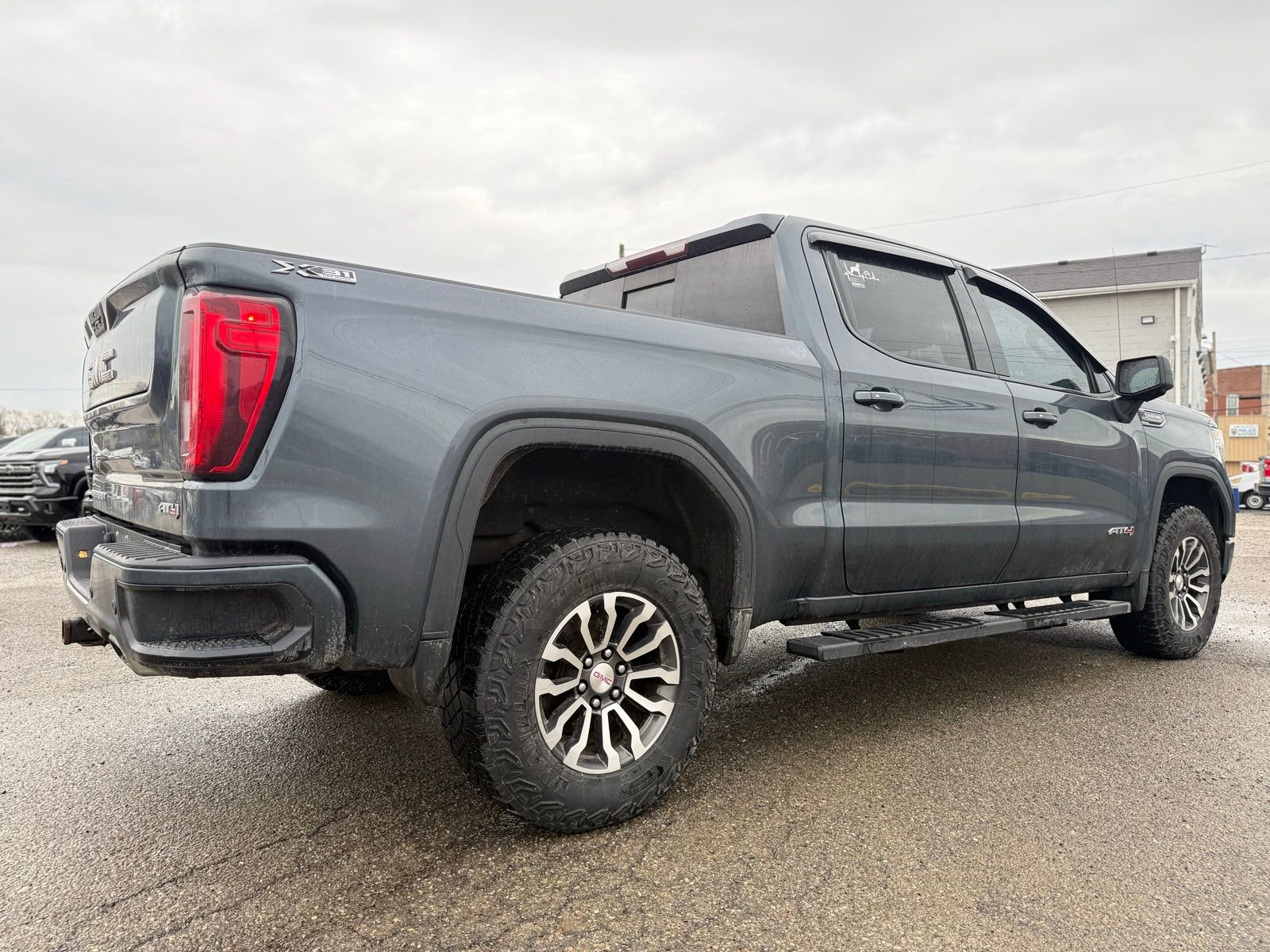 Used 2019 GMC Sierra 1500 AT4 w/ AT4 Premium Package image 6