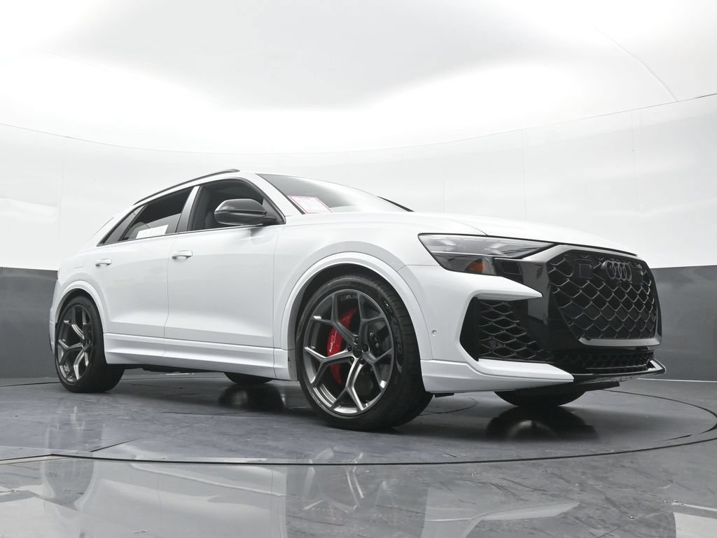 Used 2026 Audi RS Q8 performance AWD/4WD image 81