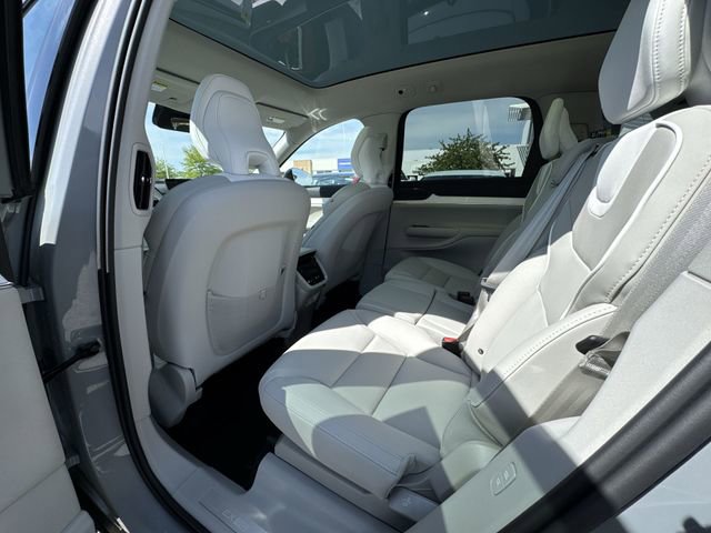 New 2026 Volvo EX90 Plus RWD image 22