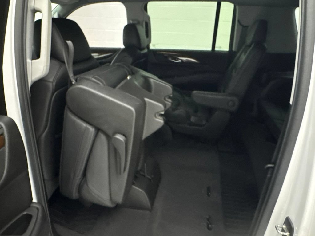 Used 2020 Cadillac Escalade ESV 4WD image 53