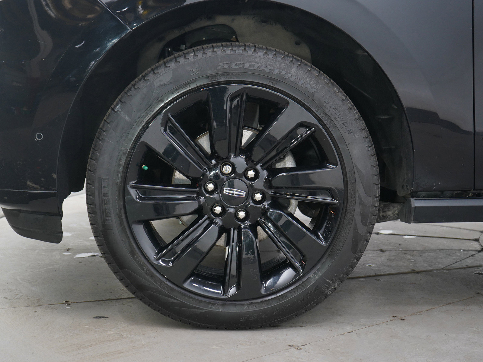 Used 2022 Lincoln Navigator L Reserve w/ Equipment Group 201A image 33