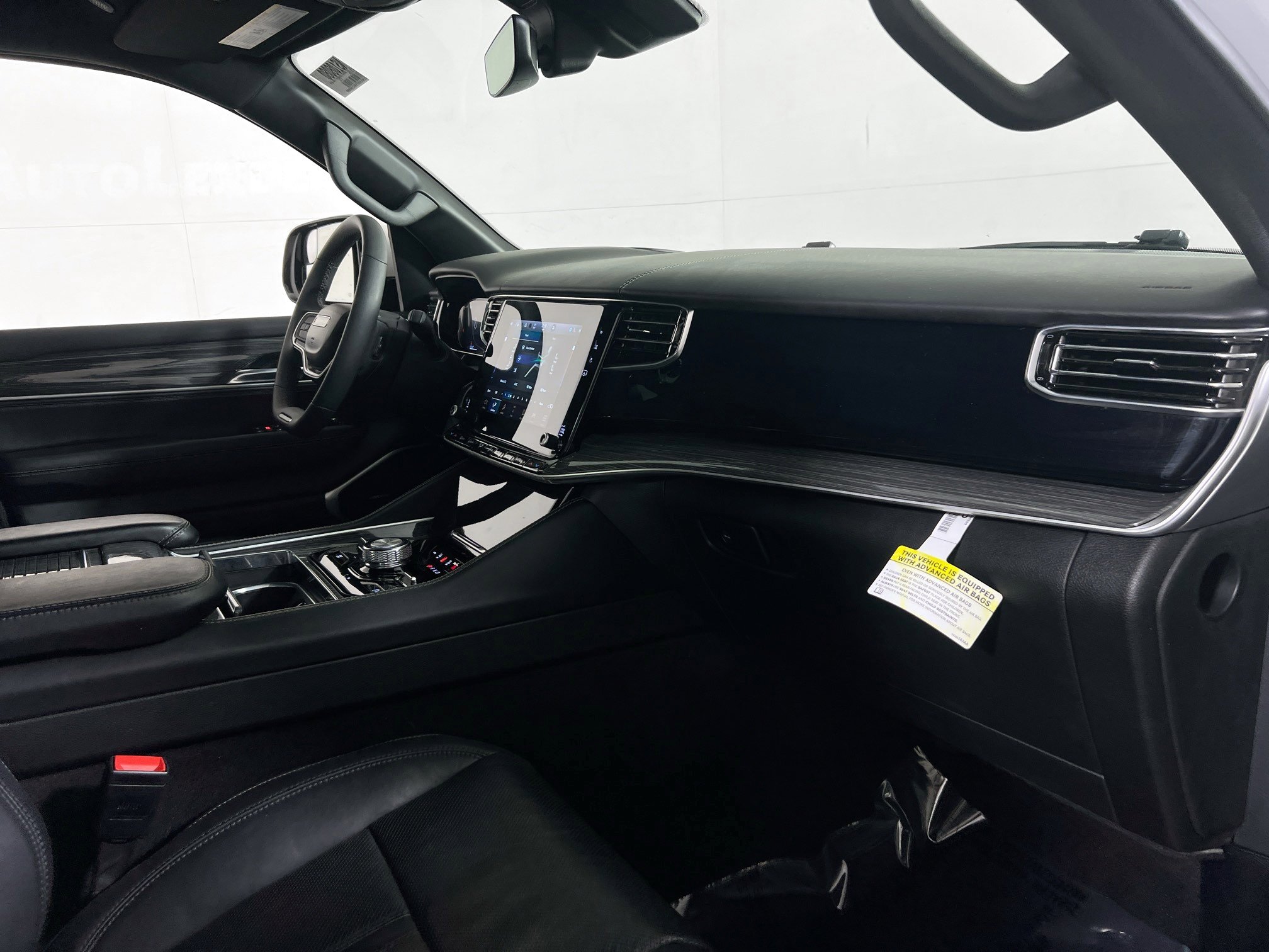 Used 2022 Jeep Wagoneer Series III w/ Convenience Group I image 32