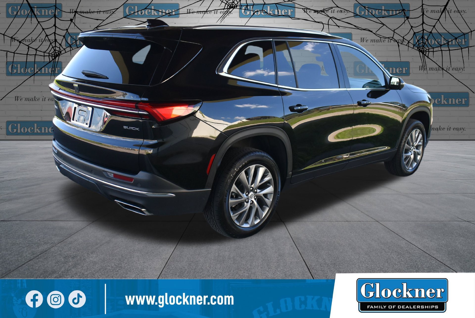 Used 2026 Buick Enclave Preferred w/ Power Package FWD image 6