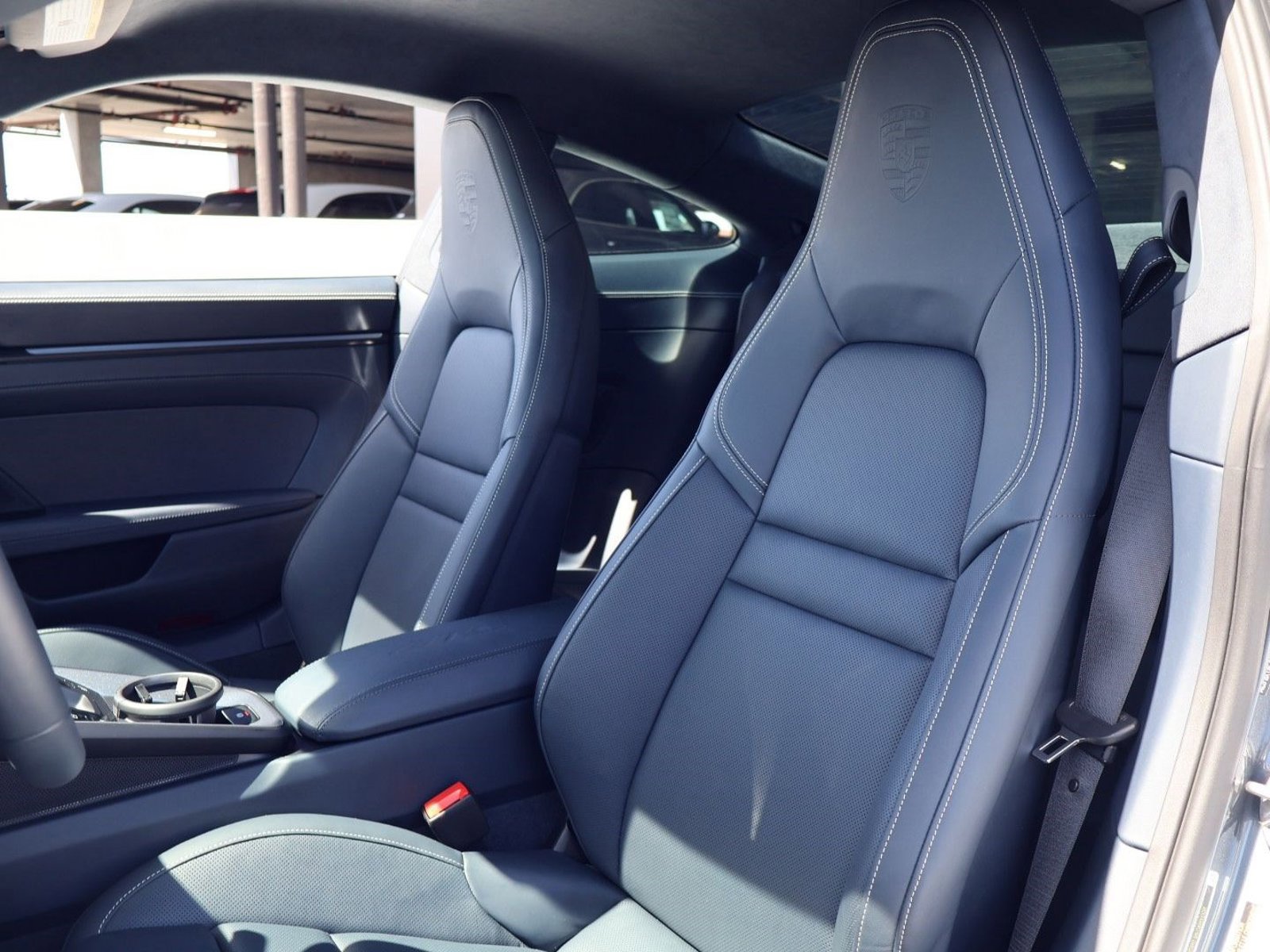 Certified 2025 Porsche 911 Carrera GTS RWD image 26
