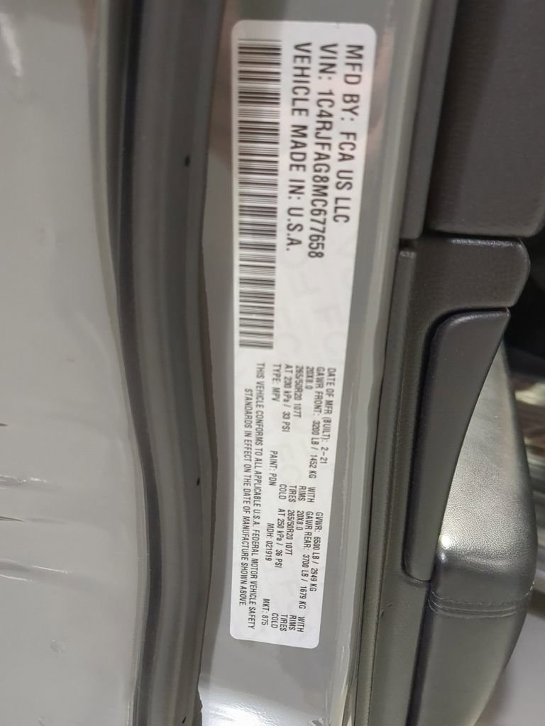 Used 2021 Jeep Grand Cherokee Laredo X AWD/4WD image 14