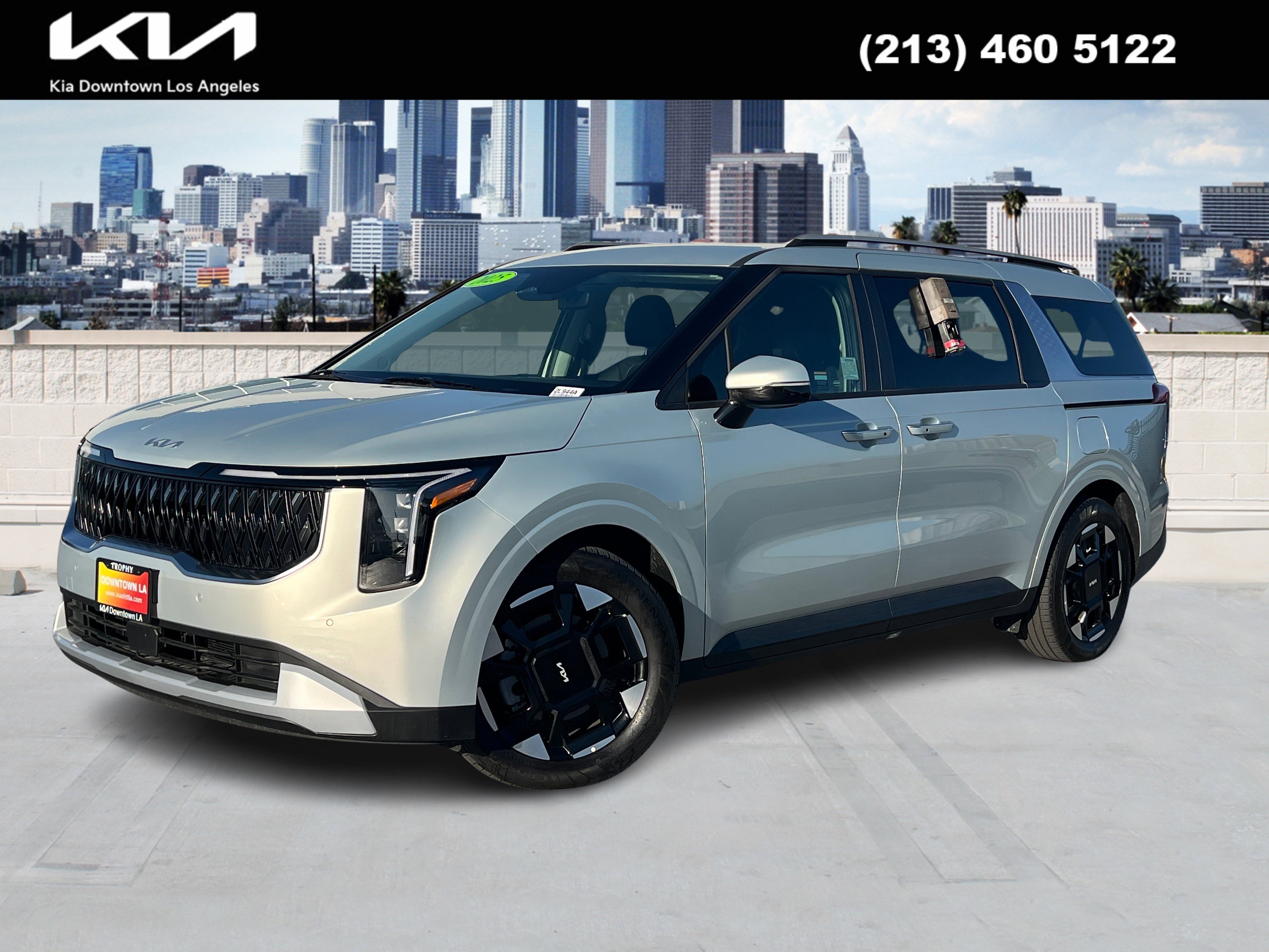 Certified 2025 Kia Carnival EX image 1