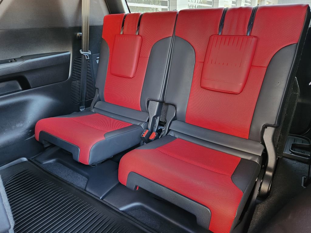 Used 2024 Lexus LX 600 F Sport image 32