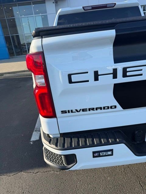 Used 2021 Chevrolet Silverado 1500 Custom w/ Rally Edition AWD/4WD image 7