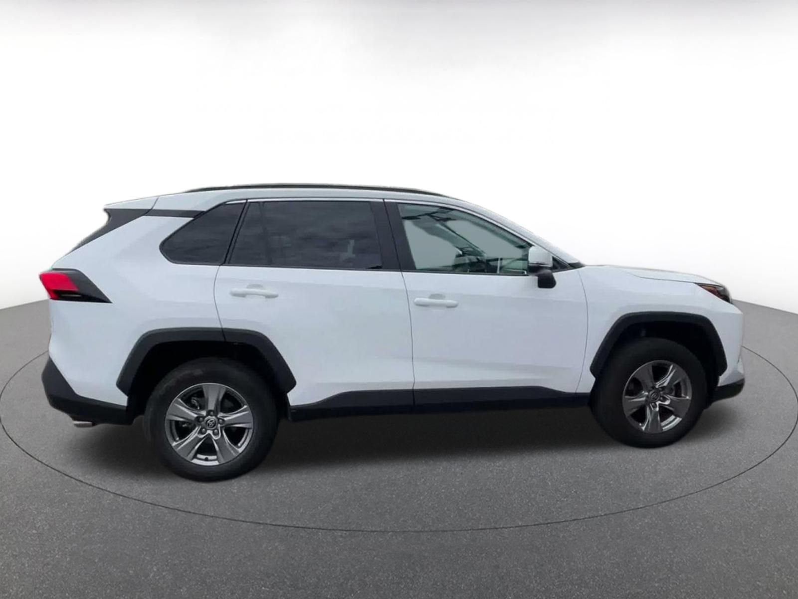Used 2025 Toyota RAV4 XLE w/ Convenience Package AWD/4WD image 13