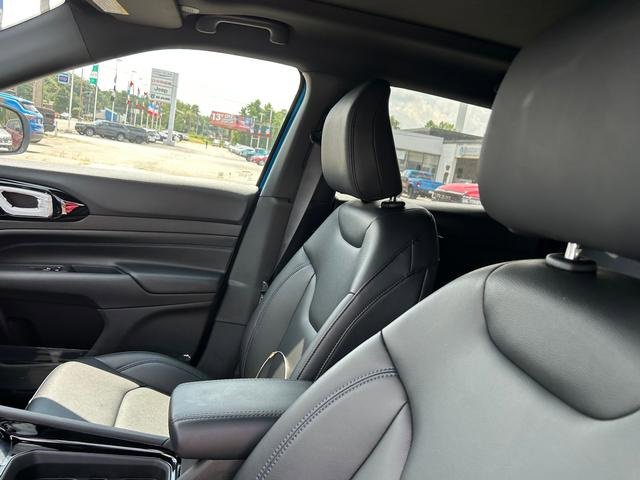 New 2025 Jeep Compass Limited w/ Sun and Sound Group image 12