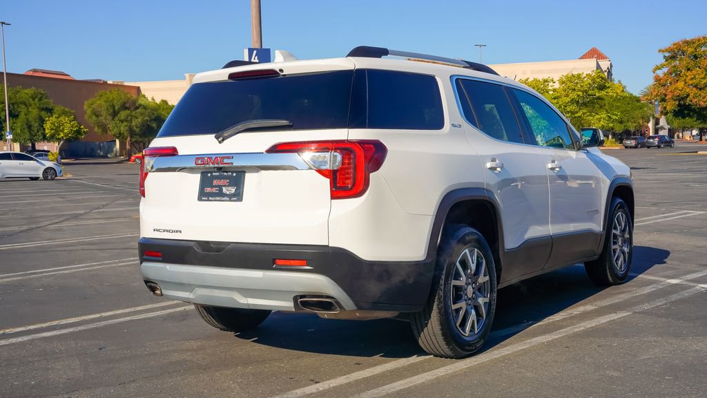 Used 2023 GMC Acadia SLT image 12