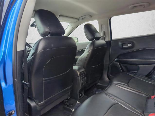 Used 2018 Jeep Compass Latitude w/ Popular Equipment Group FWD image 15