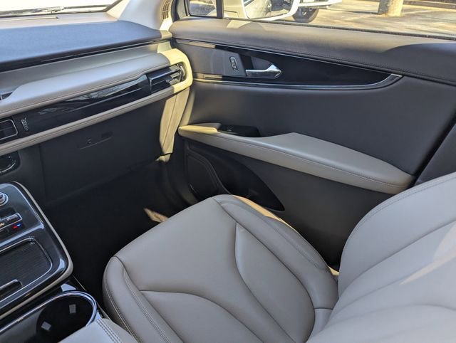 Certified 2022 Lincoln Nautilus FWD image 17